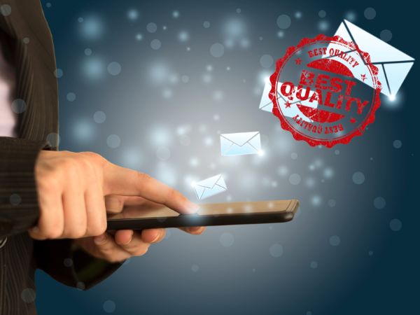 چگونه بهترین پنل پیامکی را برای کسب‌وکار خود انتخاب کنیم؟